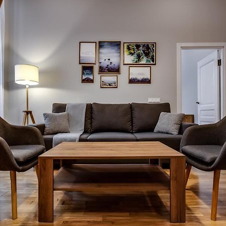 Sonata Apartment Lviv Exterior photo