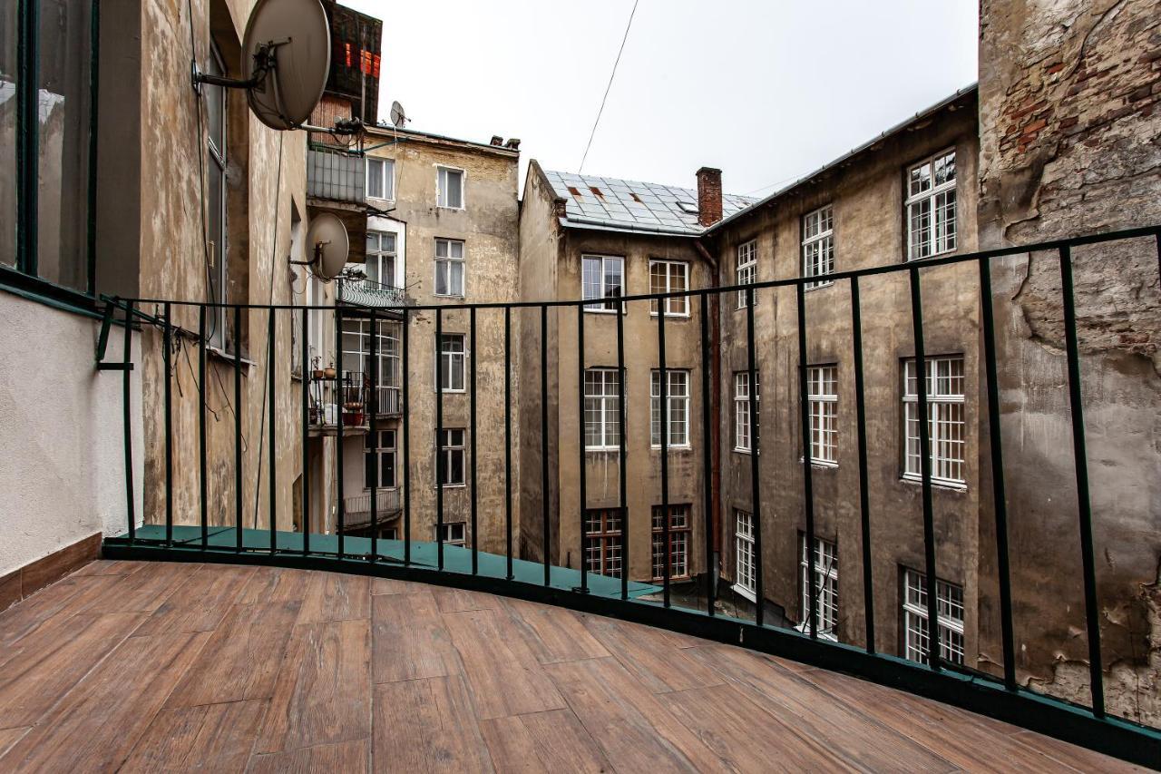Sonata Apartment Lviv Exterior photo