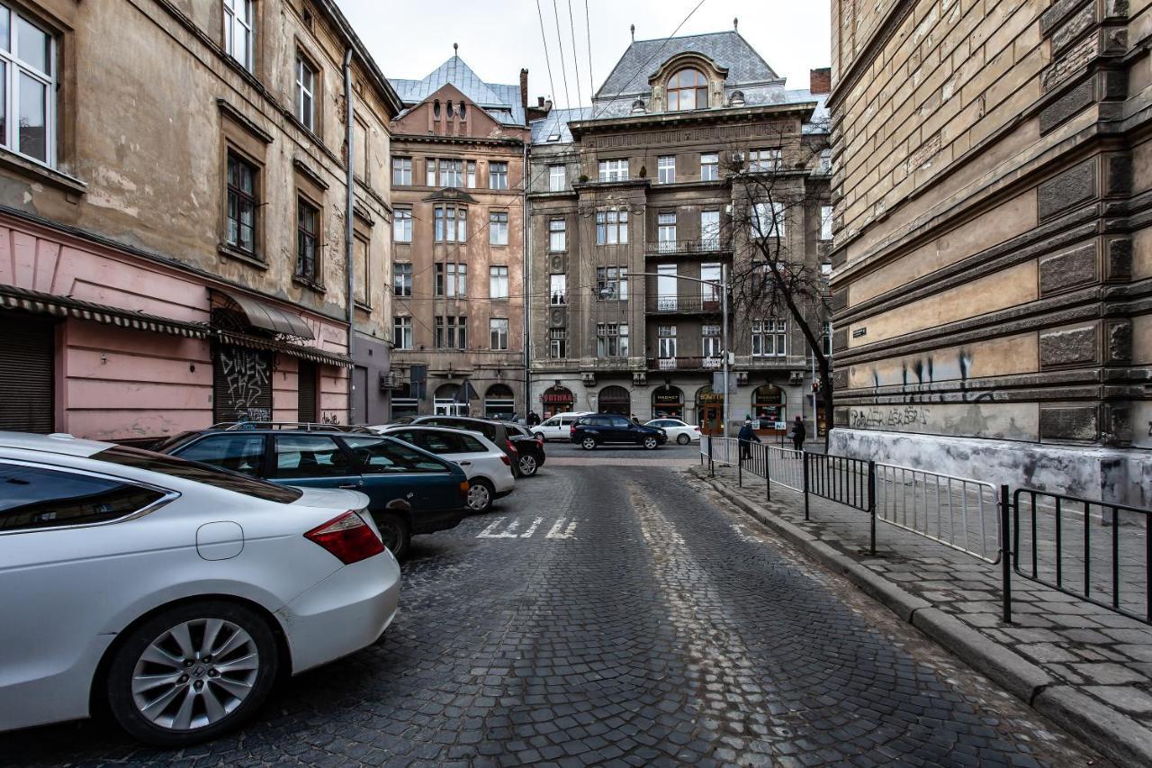 Sonata Apartment Lviv Exterior photo